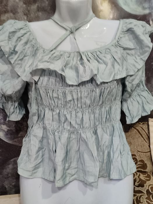 Продам куртк ветров нов по 1000