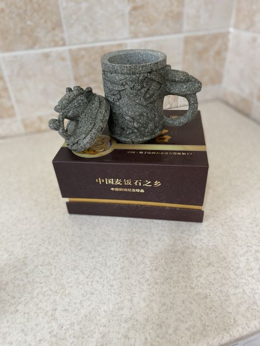 Сувенир . Из полудрагоценного  материала