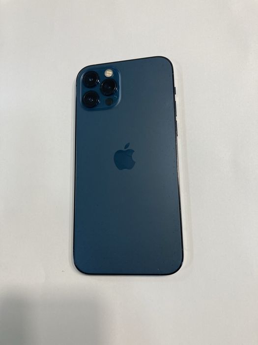 iPhone 12 PRO  • 100 % Bateria • de piese