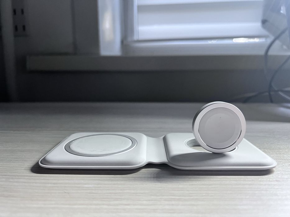 Зарядка mag safe