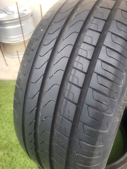 2 бр летни 255/45/19 Pirelli