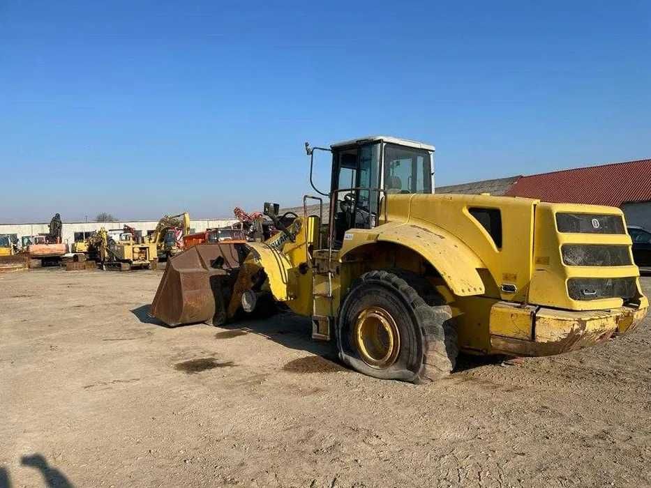 Dezmembrez vola New Holland W 270-piese de schimb New Holland