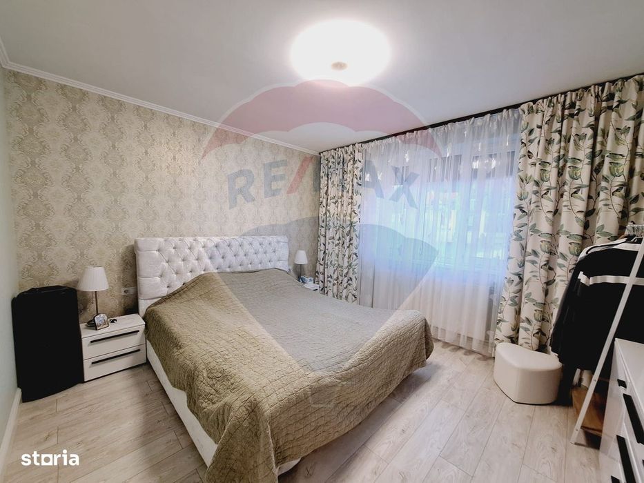 Casă / Vilă cu 5 camere de vânzare