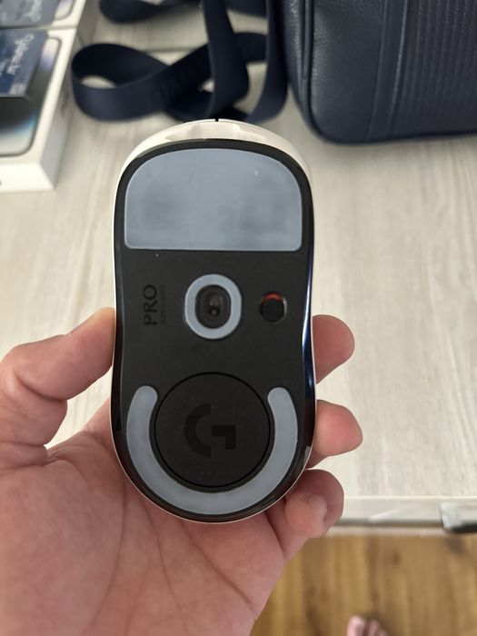 Logitech g pro supperlight 1  narxi 750.000