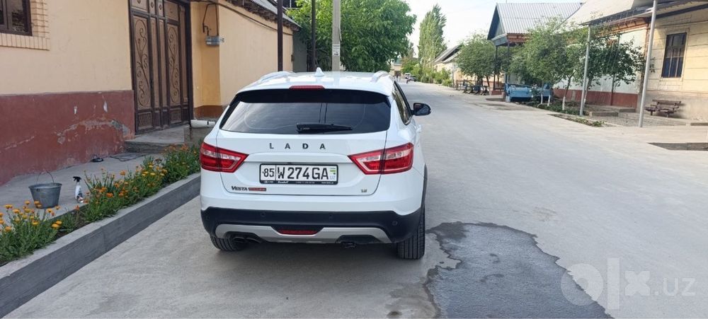 Lada vesta sw cross