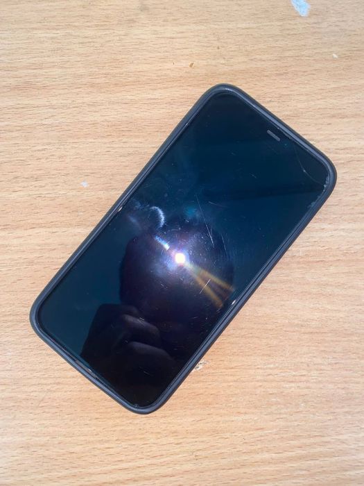 Обеняю iphone 11