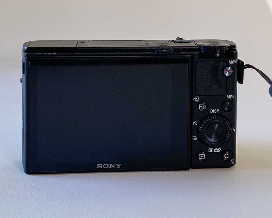 Sony Cyber-Shot RX100 M3, aparat foto compact