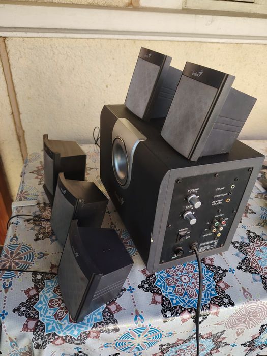 Sistem audio 5.1 cu subwoofer