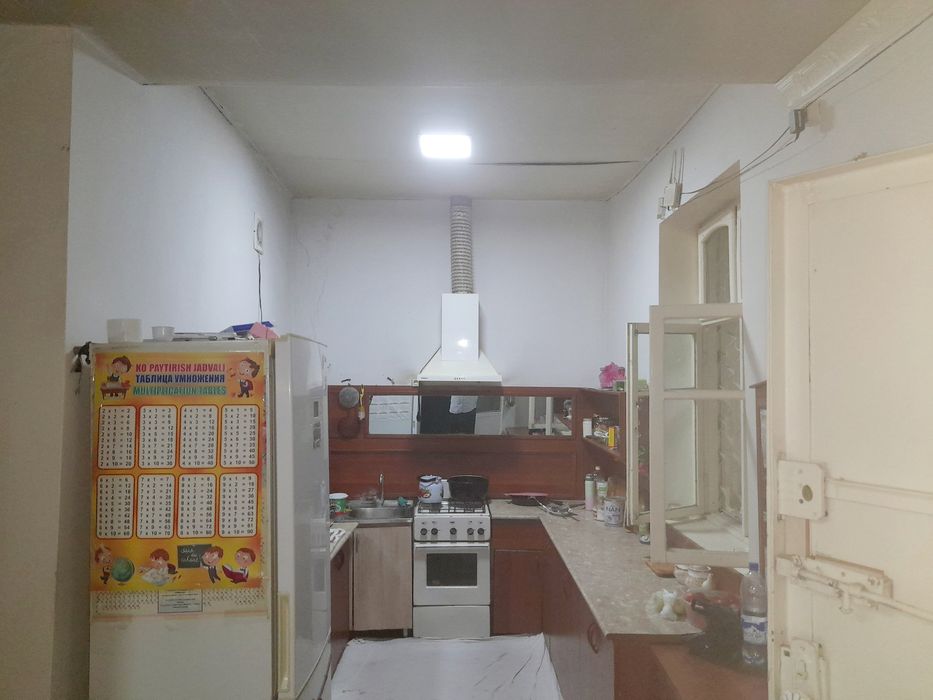 3xonali uy zudlik bilan sotiladi,  Drujbada Rayhon Milliy Taom orqasi