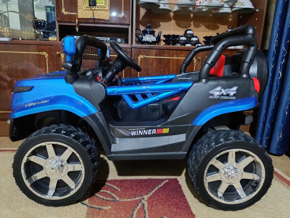 Jeep 4X4 eng kattasu yangi hali 1 hafta bumadi