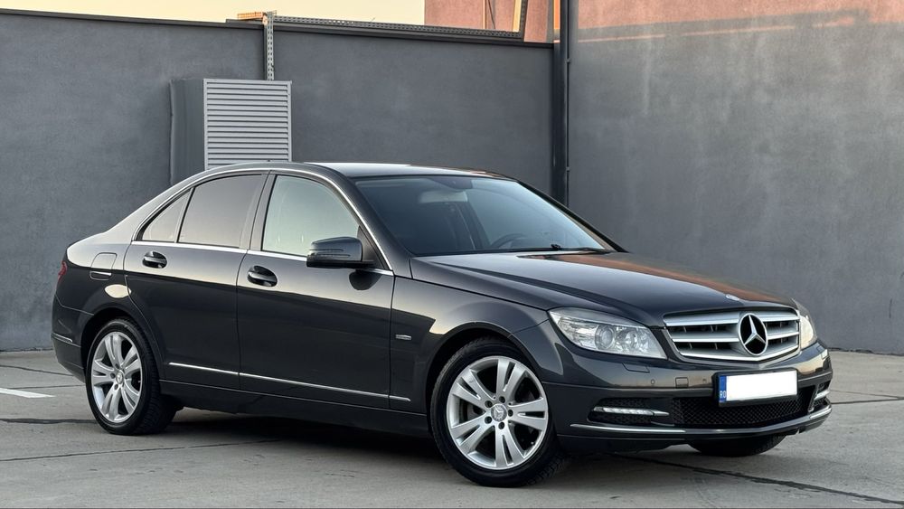 Mercedes-Benz C200 CDI Diesel 2011 Blue-Efficiency LED Avantgarde