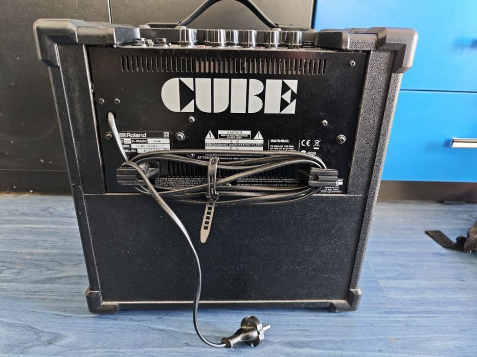 Roland Cube 20XL Celestion amplificator chitara