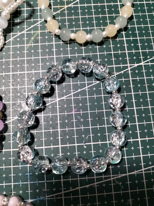 Продаю браслеты.