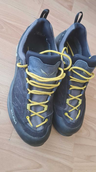 Намалявам Мъжки обувки модел Saleva