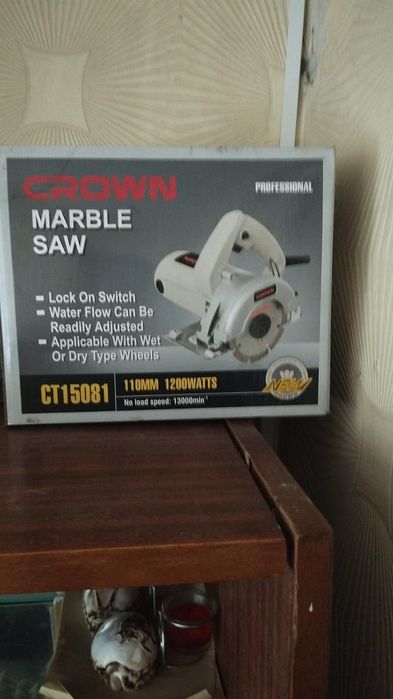 Плиткорез Crown новый