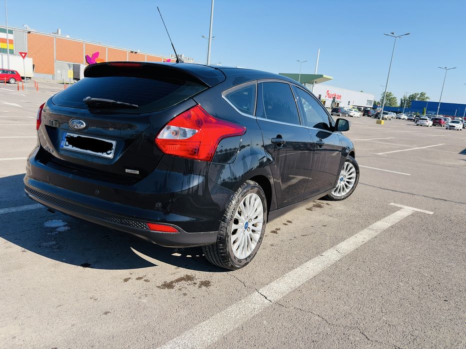 FORD Focus 2012 — imagine 5