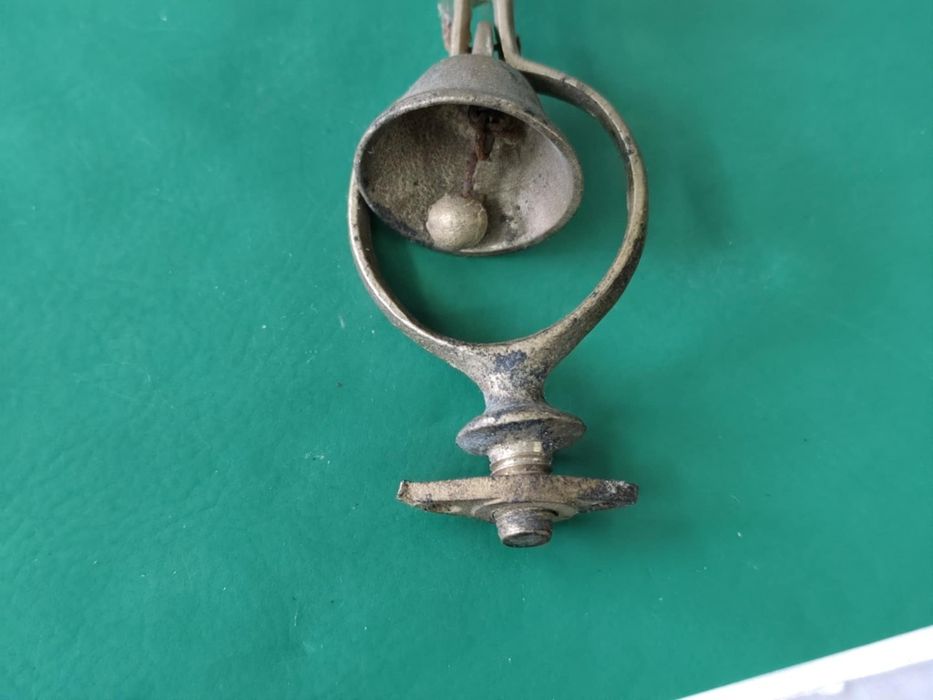 ЗВЪНЧЕ КАМБАНКА НАКИТ ЗА КОН Сбруя Старинна Бронз Орел Апликация