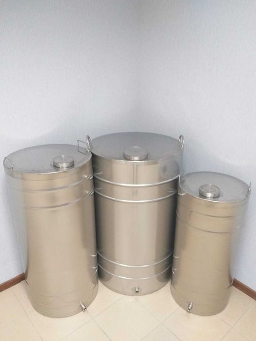 Butoi INOX 60 L cu capac cu filet si garnitura, cadou robinet din INOX