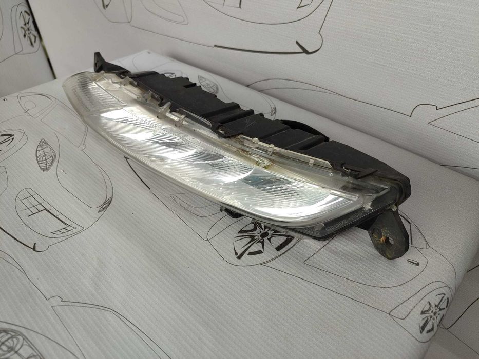 Lumina de Zi Stanga / LED DRL Citroen C4 Picasso Minivan 2013–2018 / Cod OEM 96 760363 80 (5D2)