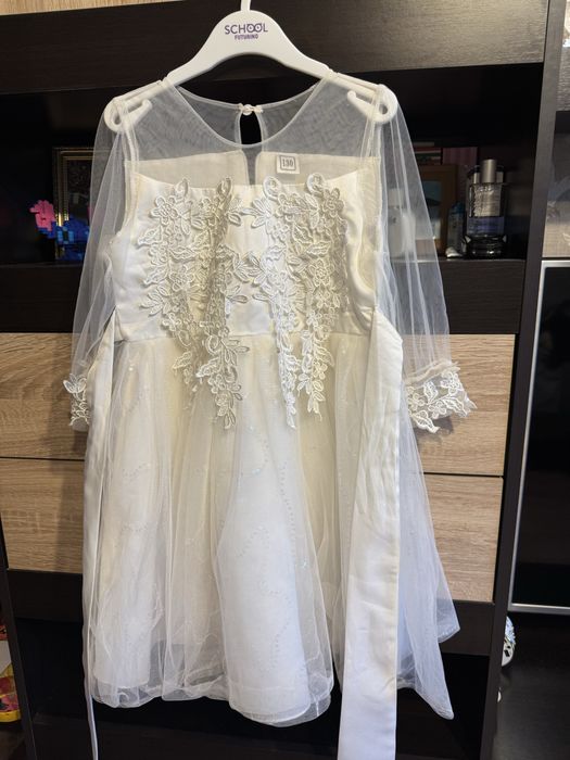 Продаю платье детское