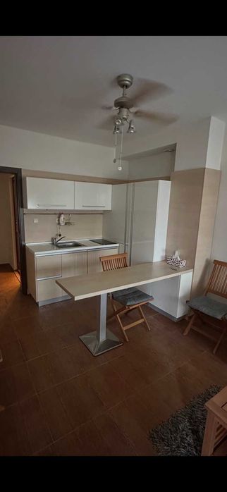 Кухня MDF с вграден хладилник, пералня, котлони, мивка и смесител