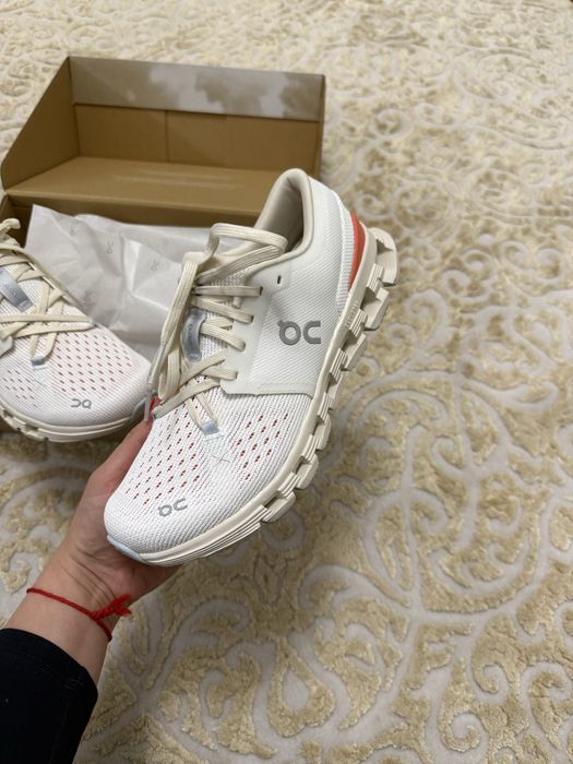 Кроссовки On Running