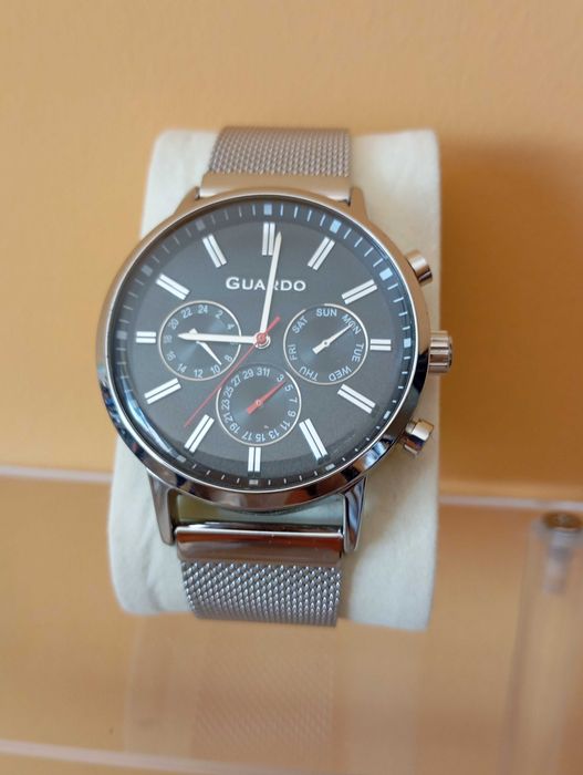 Часовник за мъже Guardo 012077A Silver-Black