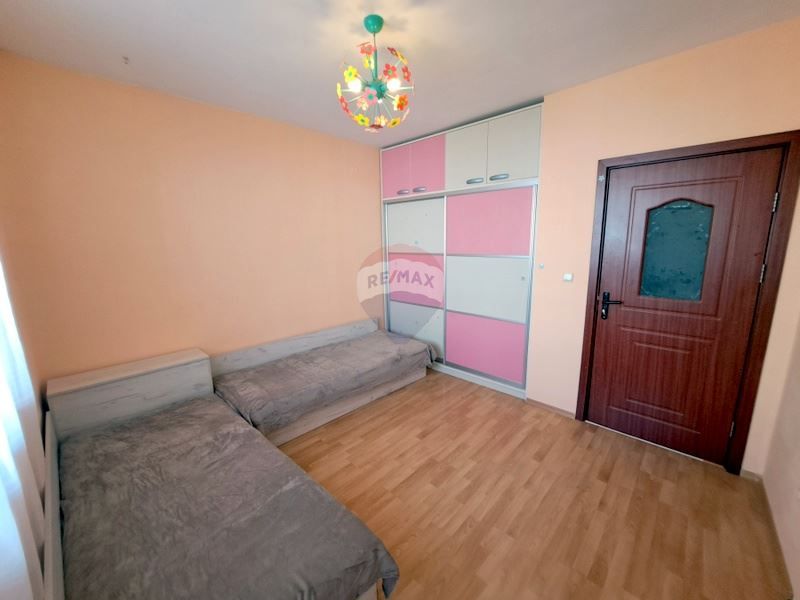 Дава се под наем Тристаен апартамент в Варна, Възраждане 1 - 85 кв.м за 459 € - Снимка #10