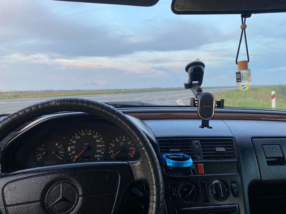 Продам Мерседес с180