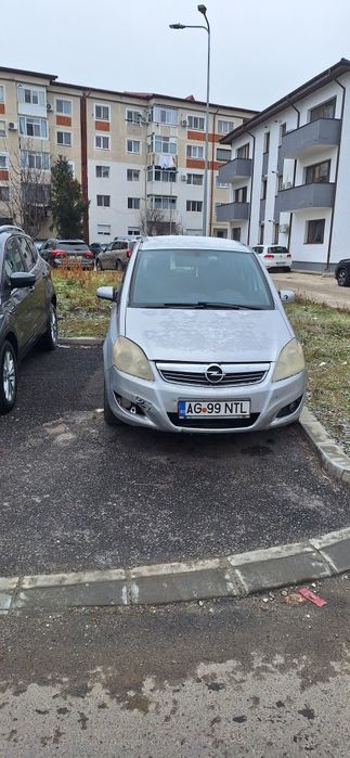 Vand Opel Zafira 1.9 Diesel masina funcționează, 7 locuri,