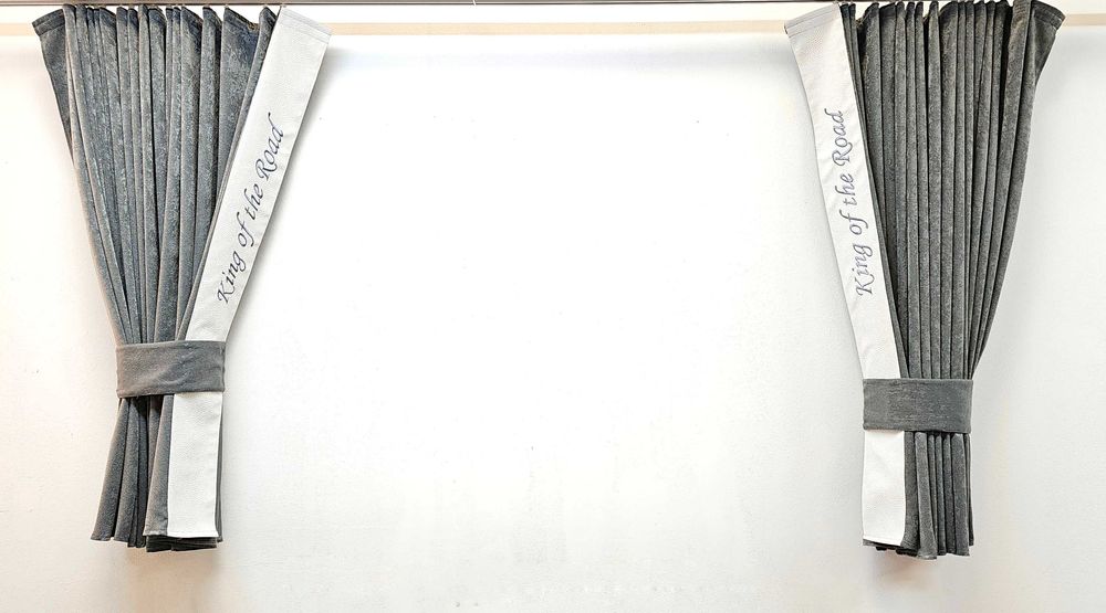 Пердета за камиони СИВИ бродирани комплект кукички тип холандско чело