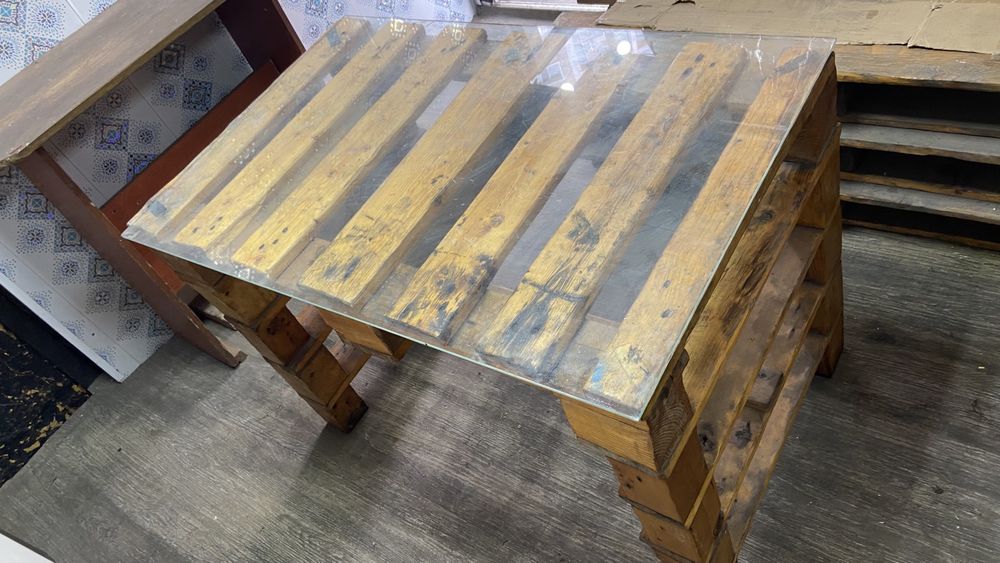 Скамеика , столь