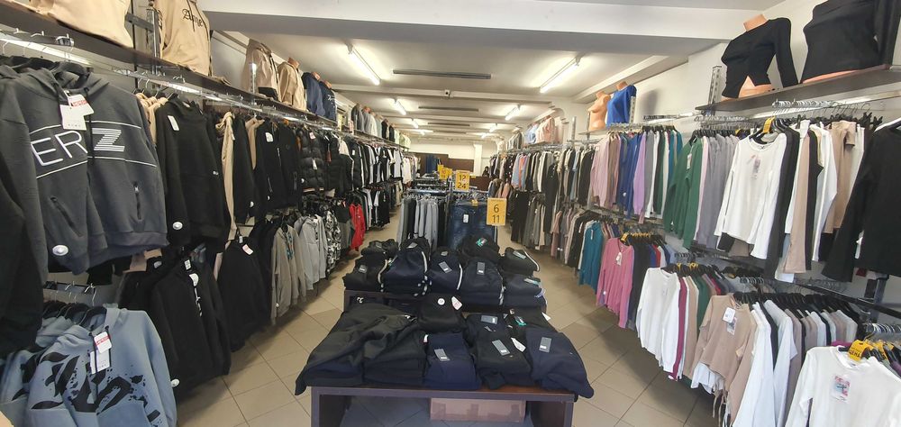 Дава се под наем Магазин в Перник, Център - 161 кв.м за 1284.69 € - Снимка #3