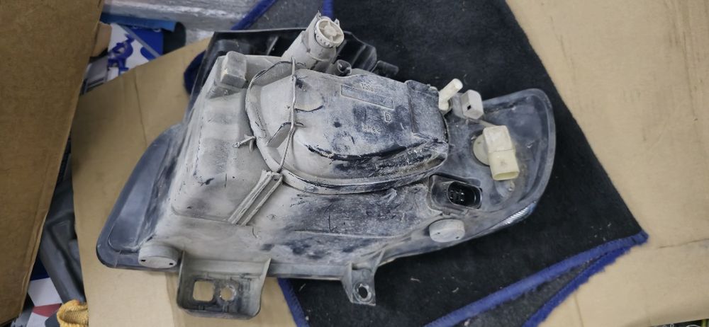 Фар за Seat Ibiza 6K2