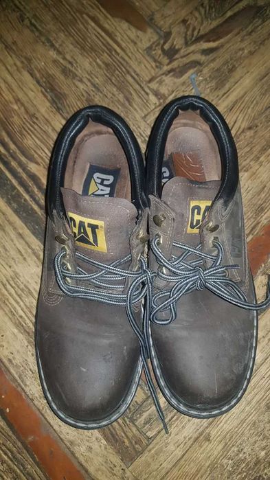 Ботинки цена за две пары 270 000