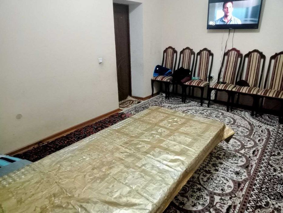 Срочно!!! Продаю свою квартиру массиве Феруза М.Улугбекского района