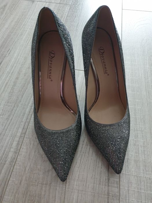 Продам туфли, одевала один раз