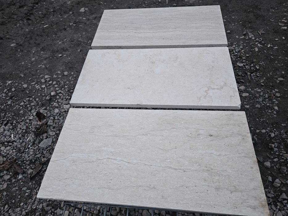 Placaj marmura Menia,Silvia