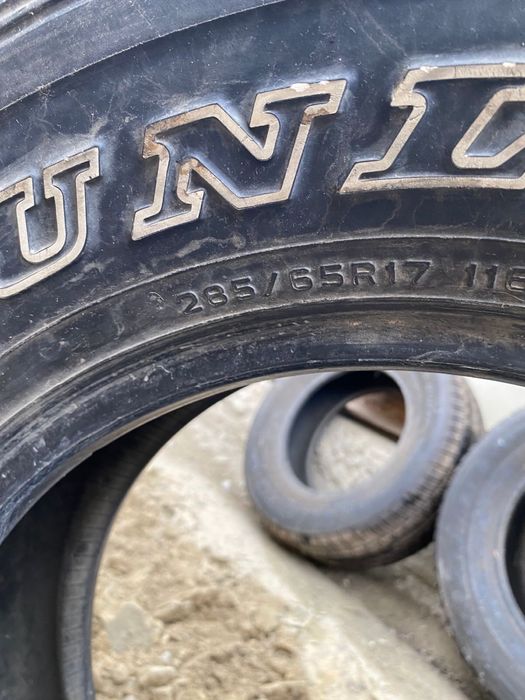 Продам шины  265/65R17 , 285/65R17