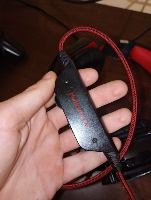 Vand căștii de gaming