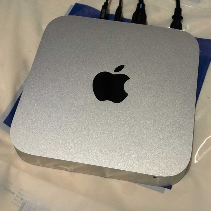 Компютър Mac mini 2011 i7 4х, 8 GB RAM, 512 GB SSD, 2 TB HDD, отличен