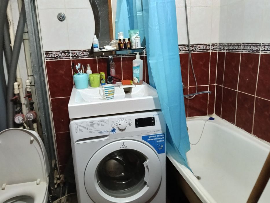 2 х ком квар 2/5 эт Абая 117