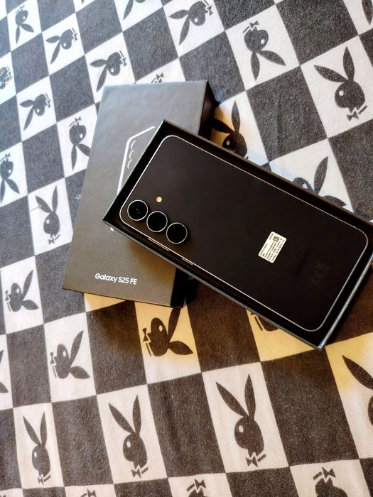 Vand samsung  galaxy s25 Fe , 10/10 ! Nou