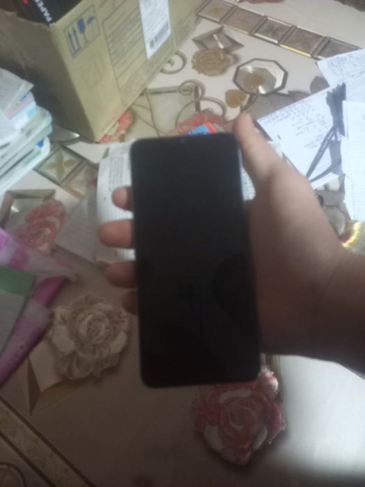 Infinix hot30i 8/128