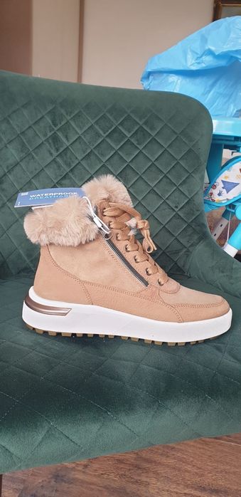 Ghete din piele Geox