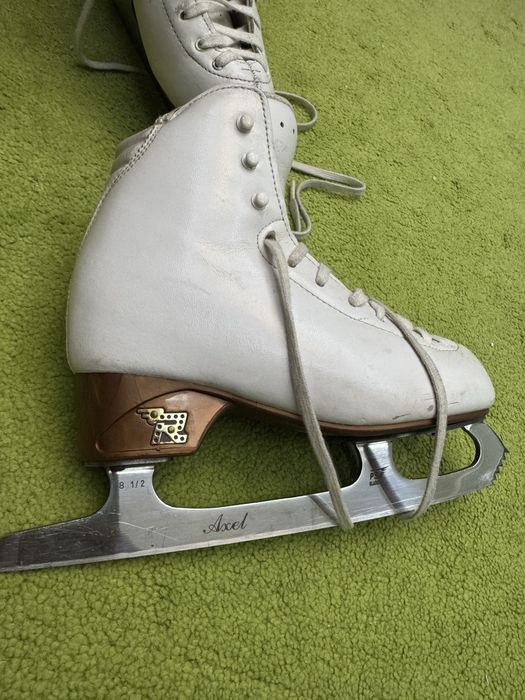 Коньки фигурные 32 размер Risport лезвие аксель