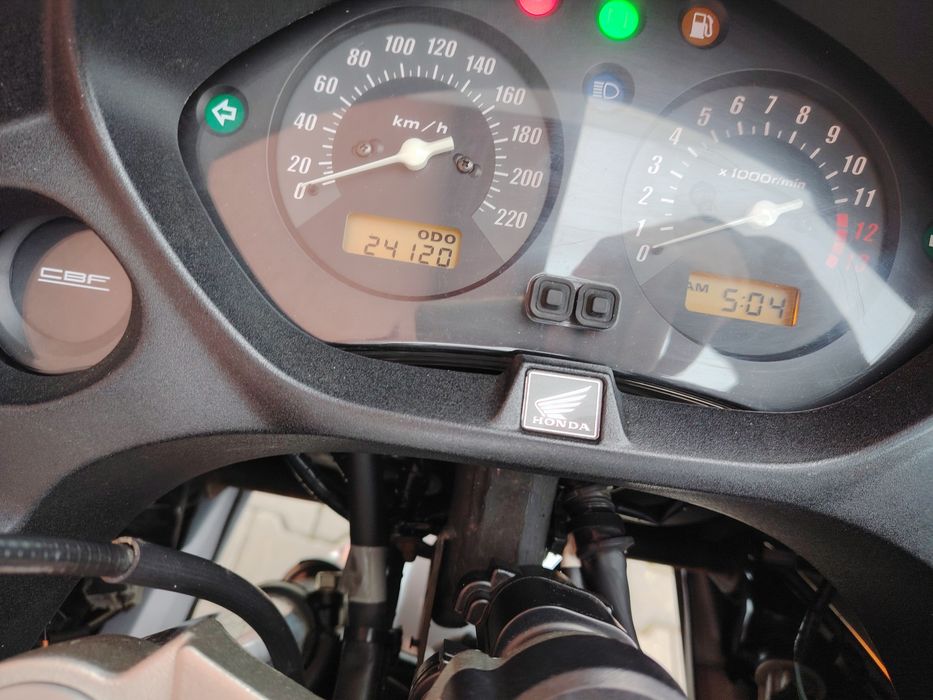 Honda CBF 600 s . 24.xxx km!