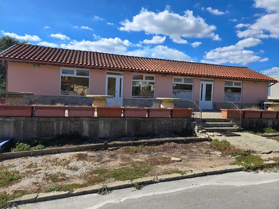 Дава се под наем Магазин в Суворово - 100 кв.м за 255 € - Снимка #3