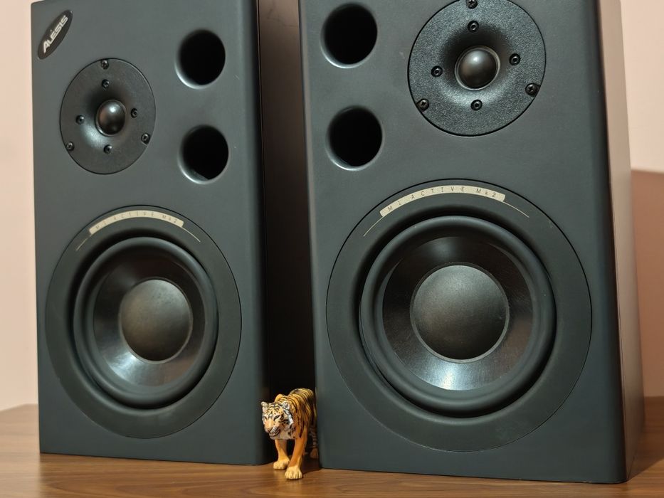 Alesis M1 Active-MK2. Monitoare active[boxe raft] studio. Preț fix !