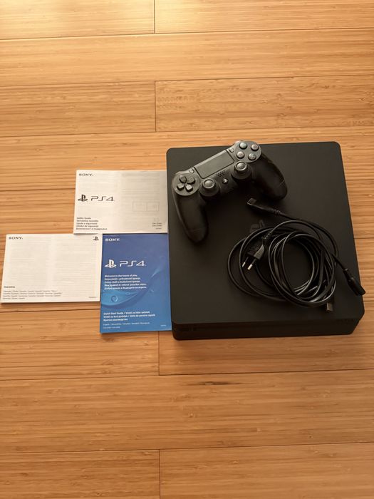 Playstation 4 normal